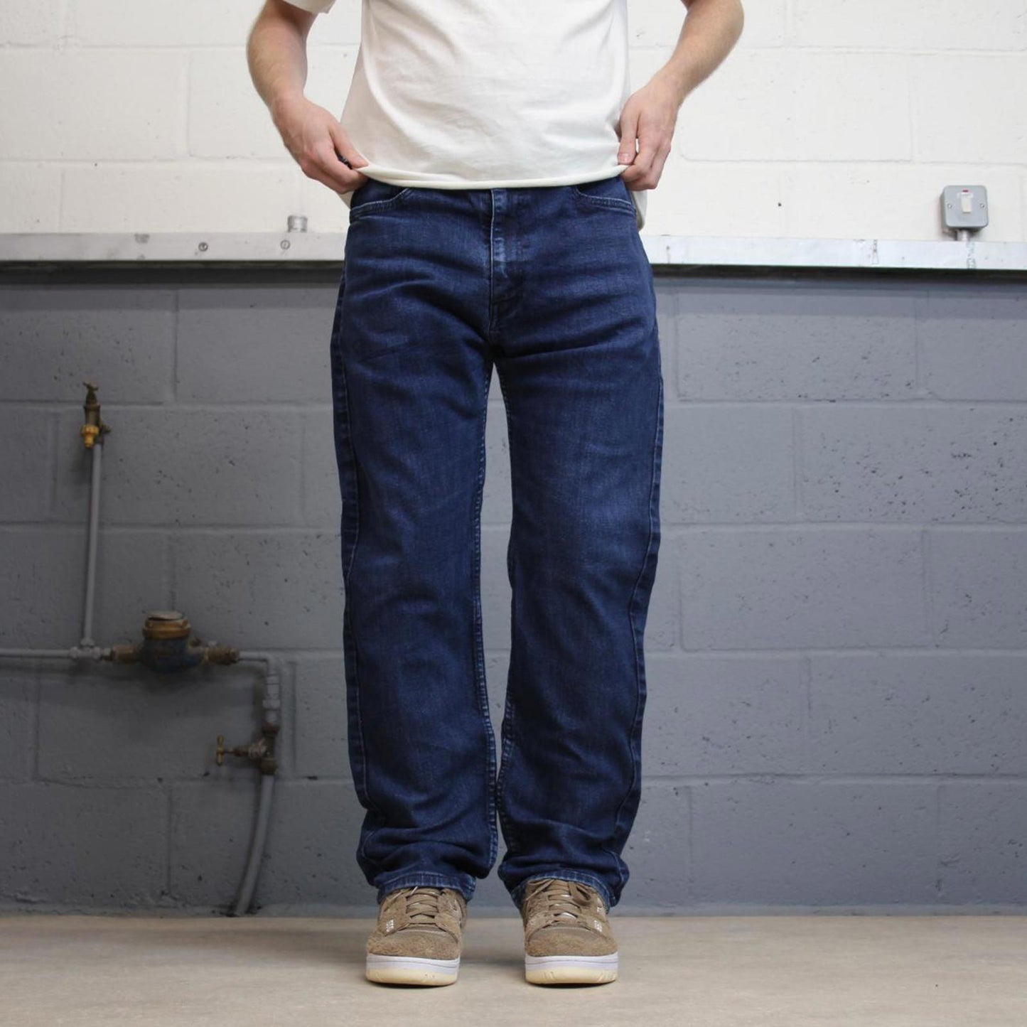 Blue Levis 505 jeans W36L32 straight fit denim skate style pants red tab logo