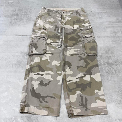Baggy camo No Boundaries cargo pants W36L28 khaki grey camouflage loose y2k style cargos utility