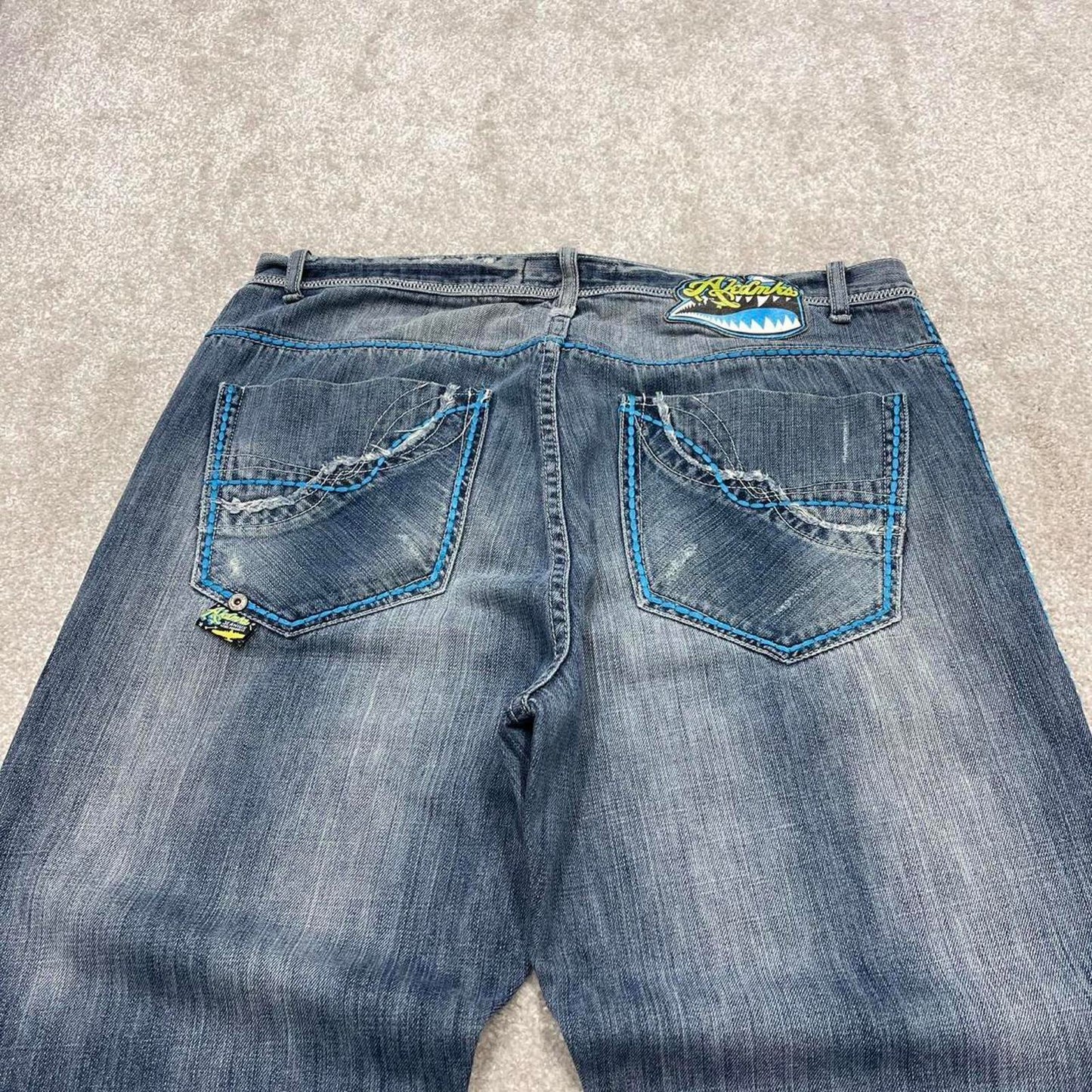 Blue Akademiks jeans W38L34 loose leg denim y2k style skater pants casual wear autumn embroidered