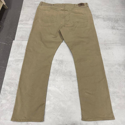 Wrangler pants W40L32 straight fit skater style trousers