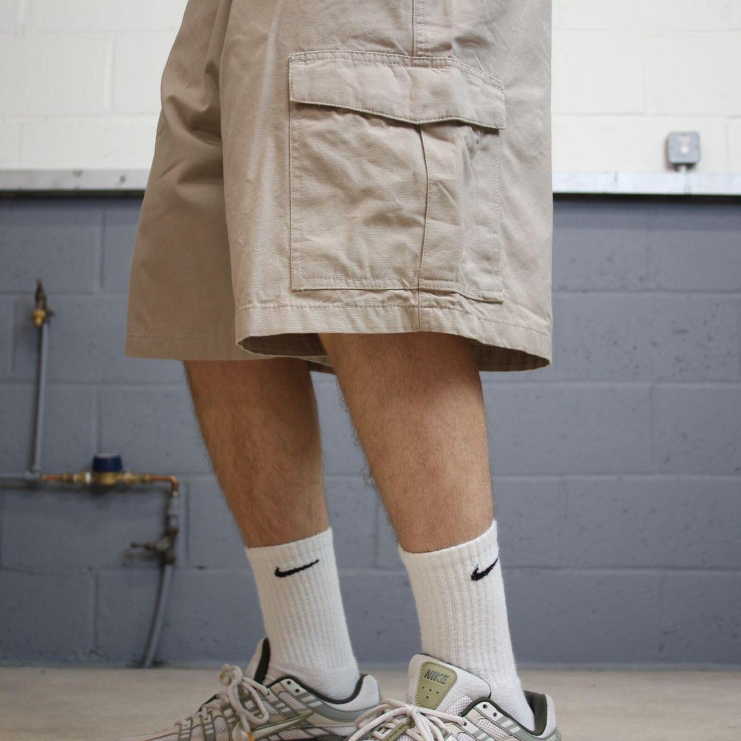 Y2K baggy Chaps cargo technical shorts beige W42 Wide leg chino utility hiking