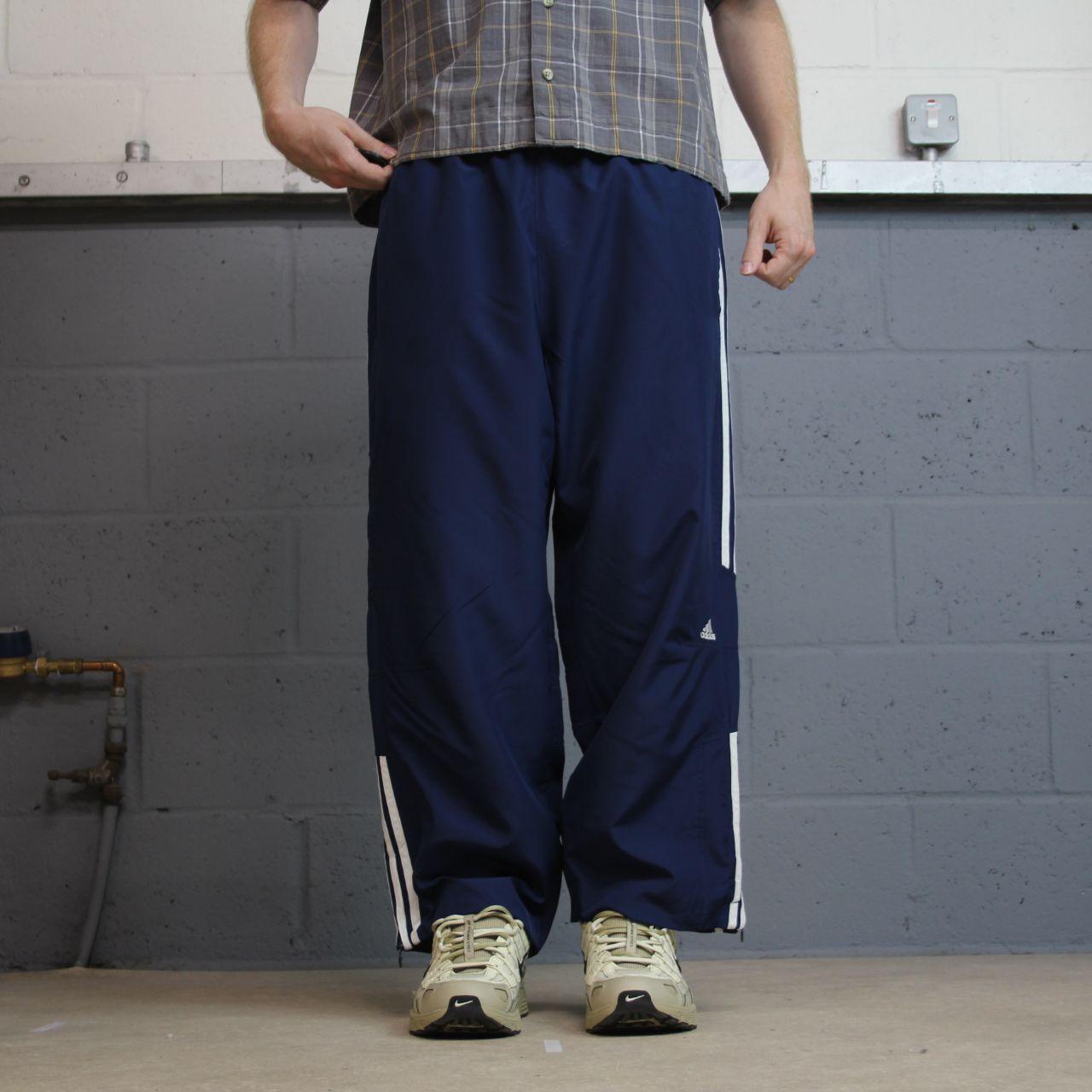 Y2K baggy Adidas tracksuit bottoms navy L Mesh lined side stripes embroidered logo track pants
