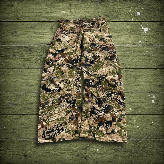Sitka Goretex waterproof pants camo women’s L khaki Camouflage hiking outdoors rain trousers