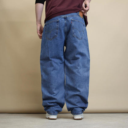 Blue baggy Levi's 550 jeans W38L30 wide leg