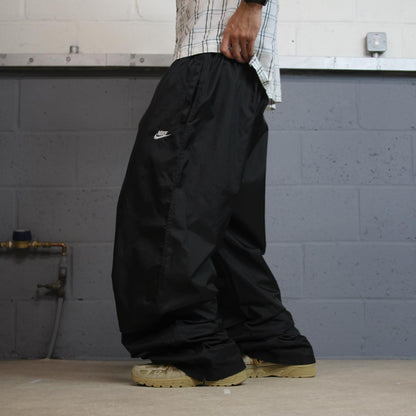 Vintage baggy Nike tracksuit bottoms wide leg black 3XL drawstring & elasticated waist embroidered