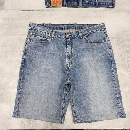 Mens Levi’s jorts W38