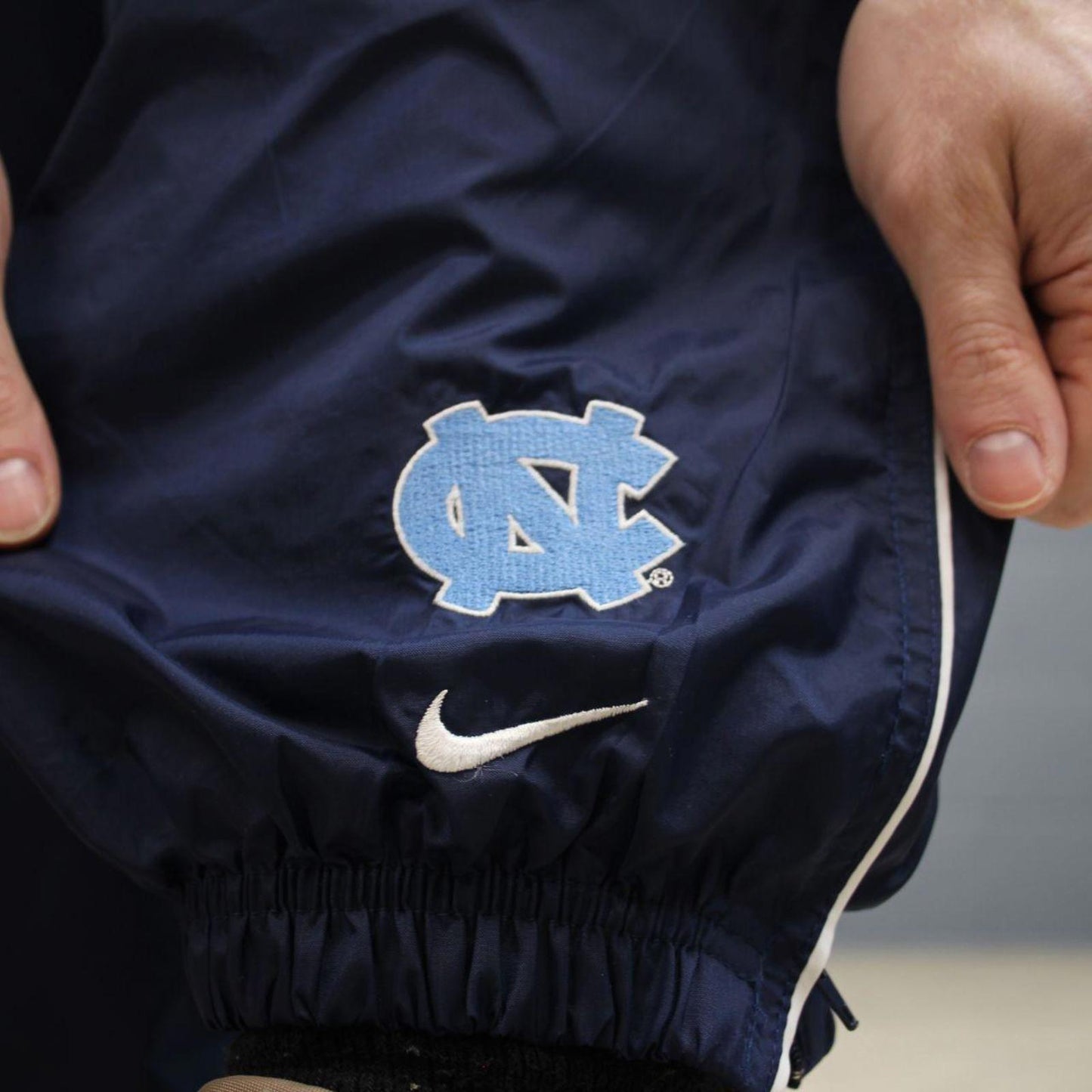 Navy baggy Nike Team trackies Large loose y2k style joggers embroidered Swoosh track pants stripes