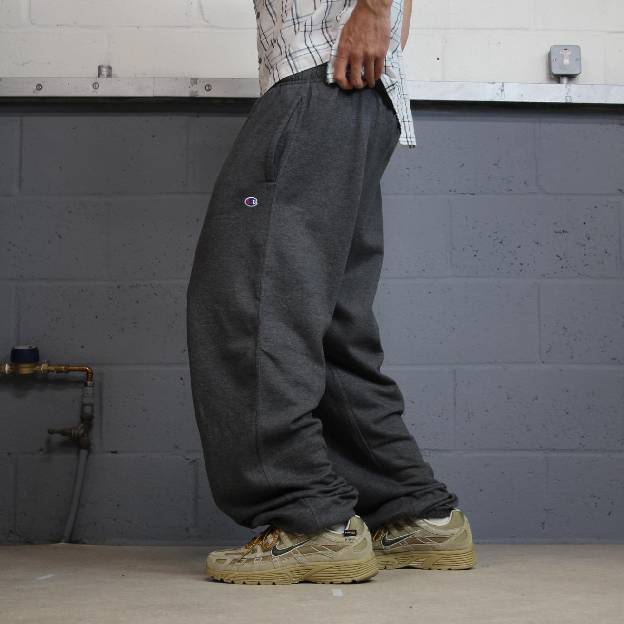 Champion baggy grey joggers wide leg cuffed y2k Loose casual 2000s style jogging bottoms