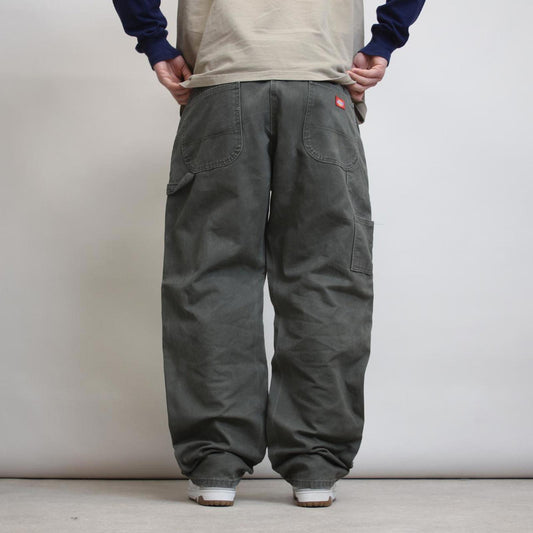 Baggy green Dickies carpenter jeans W38 L32