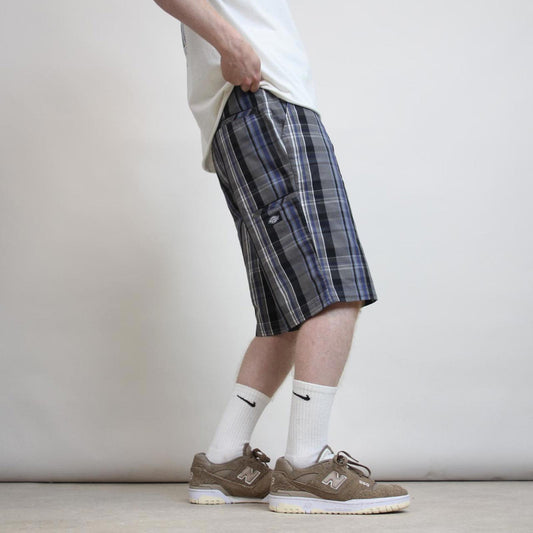 Checkered Dickies carpenter shorts W32 loose skater style chino cargos