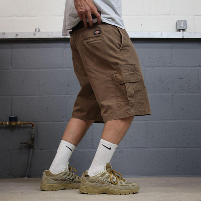 Dickies baggy cargo shorts y2k brown Chino style skater shorts loose leg festival
