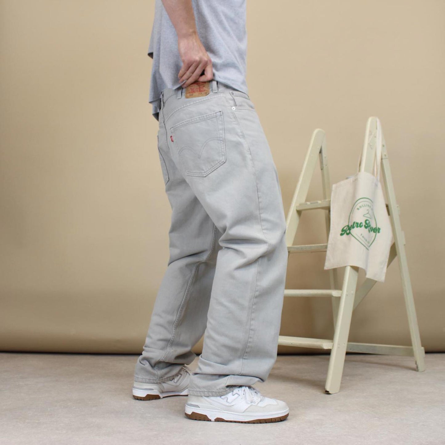 Grey Levi's 550 jeans W38L32 relaxed fit denim 90s style pants