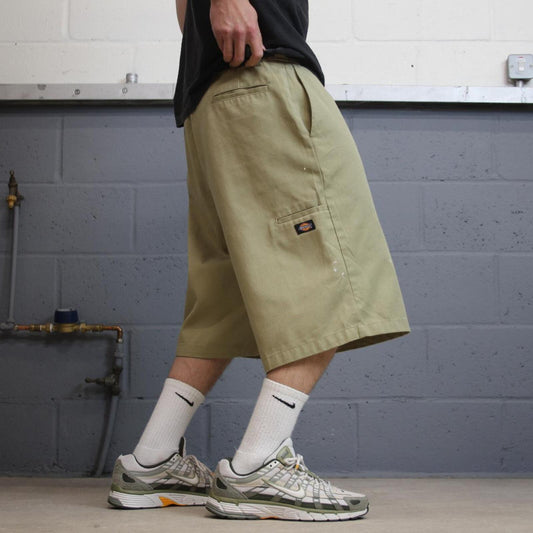 Dickies extra baggy carpenter shorts khaki Chino style skater shorts long wide leg festival