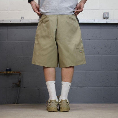 Dickies baggy carpenter shorts khaki Loose twill chino style skate shorts