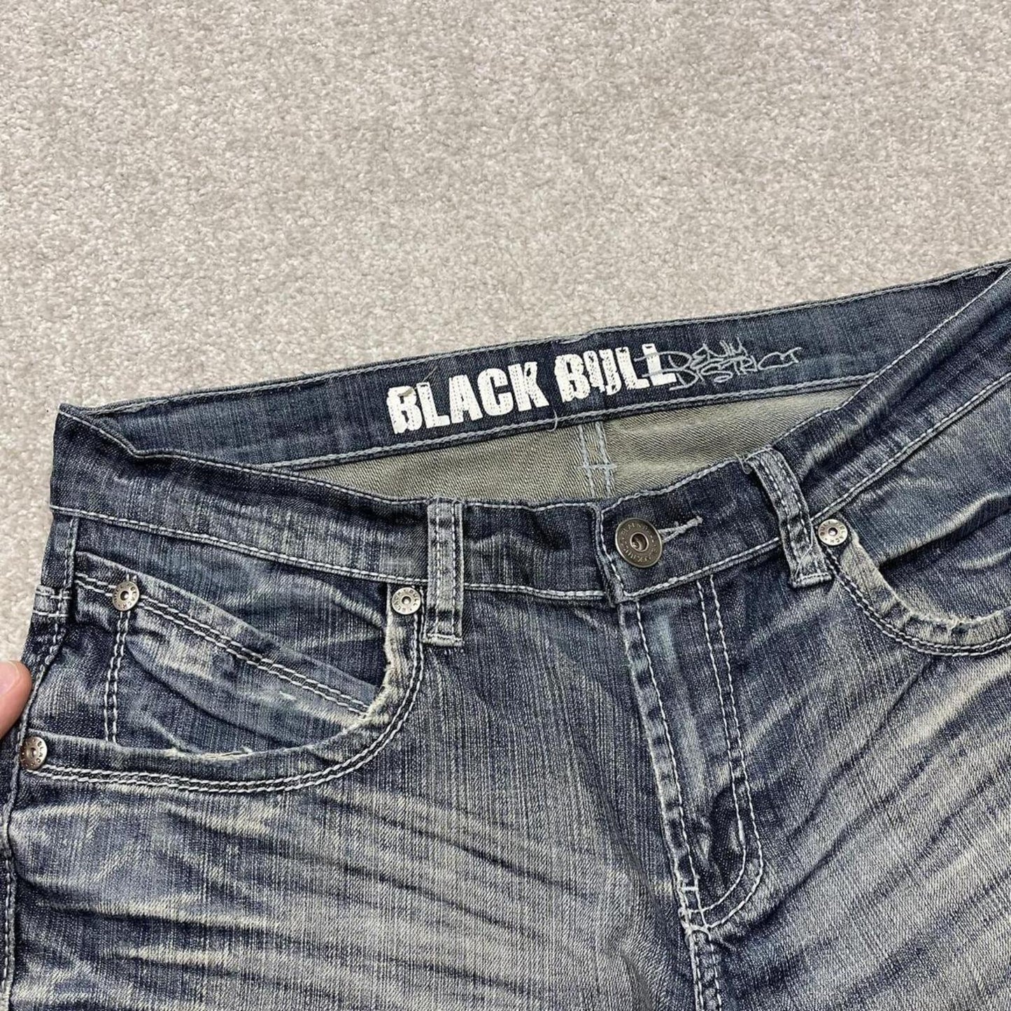 Y2k embroidered denim shorts blue W33 Black Bull summer festival jorts stitch detail
