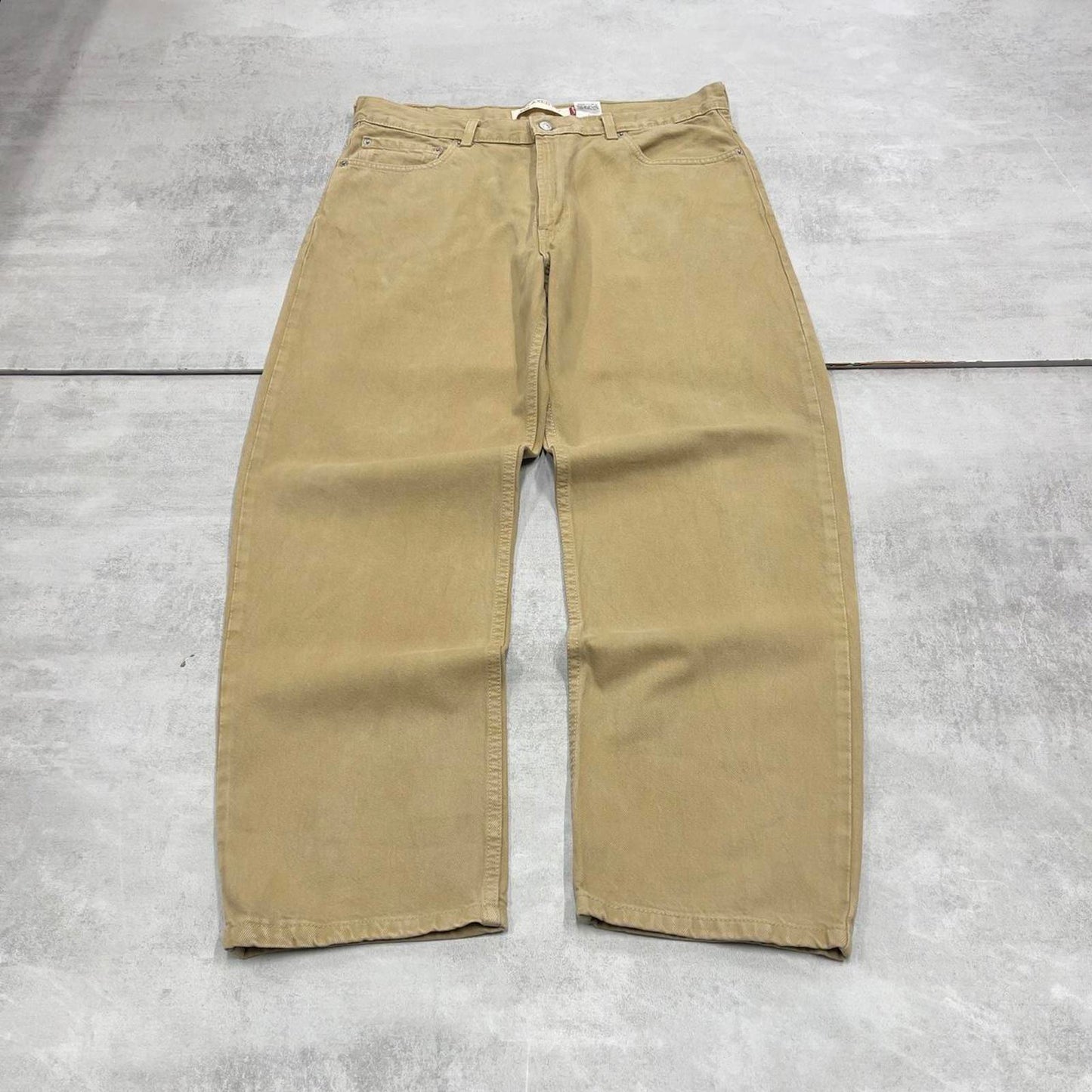 Mens Levis jeans W36 L29 loose relaxed khaki beige relaxed 90s style jeans red tab logo
