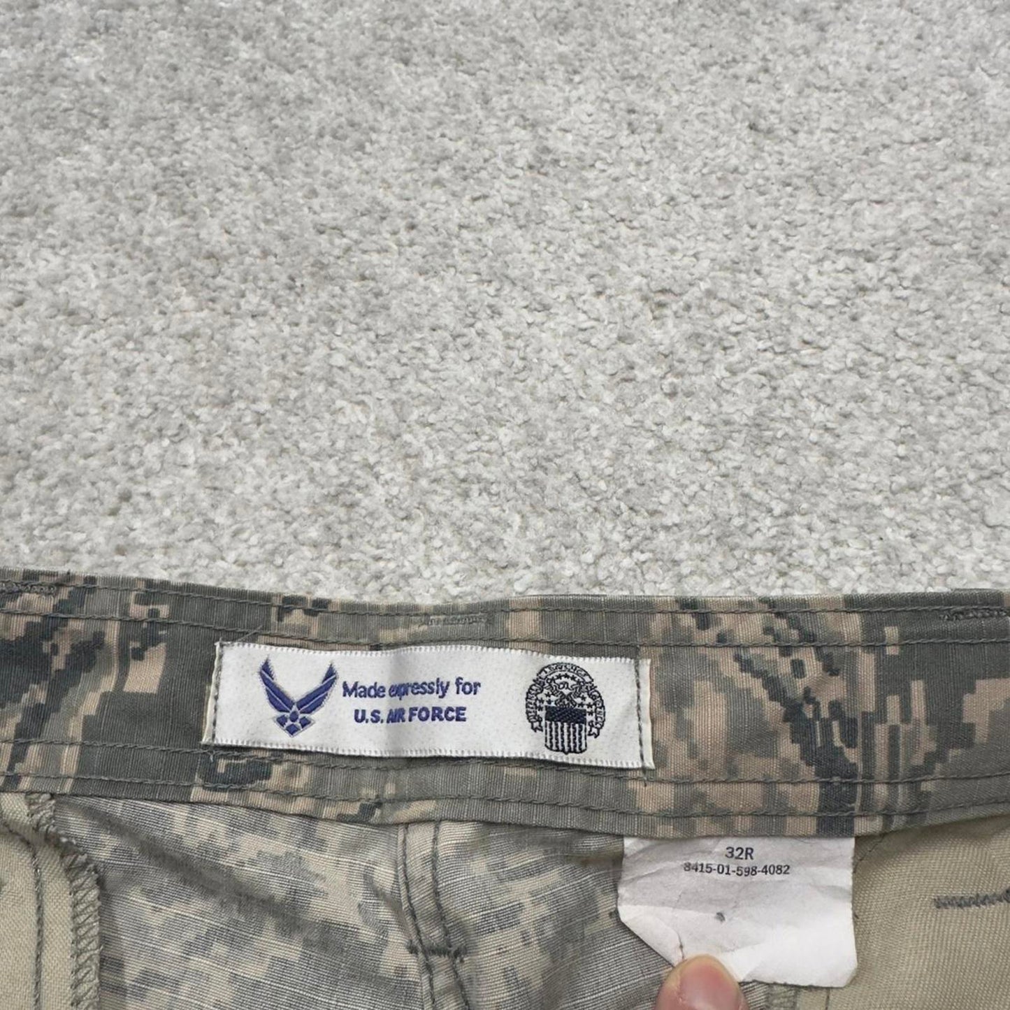 US Air Force Camo cargo pants W32L32 khaki camouflage y2k style cargo trousers