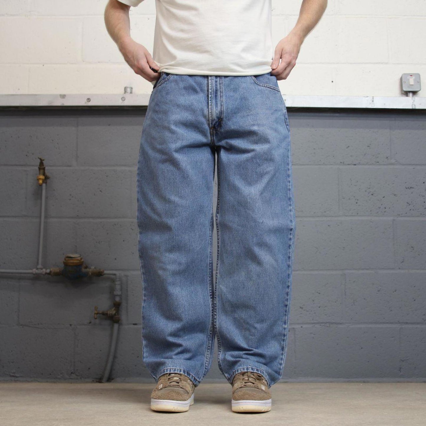 Levis 550 jeans W36L30 blue loose relaxed 90s style skater jeans red tab logo