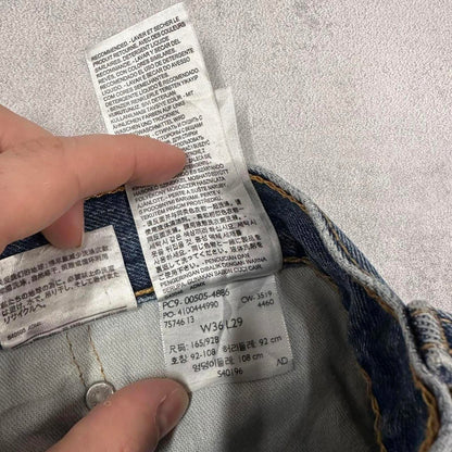 Mens Levi’s 505 jorts W36