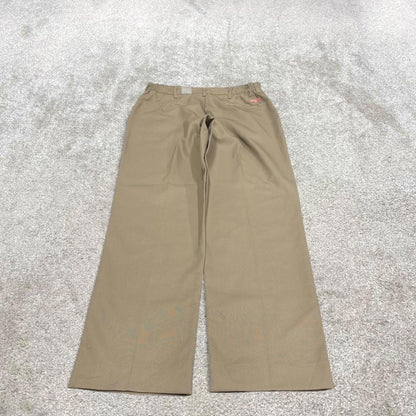 Y2k baggy work pants loose beige Chino style skate trousers Red Kap workwear patch logo