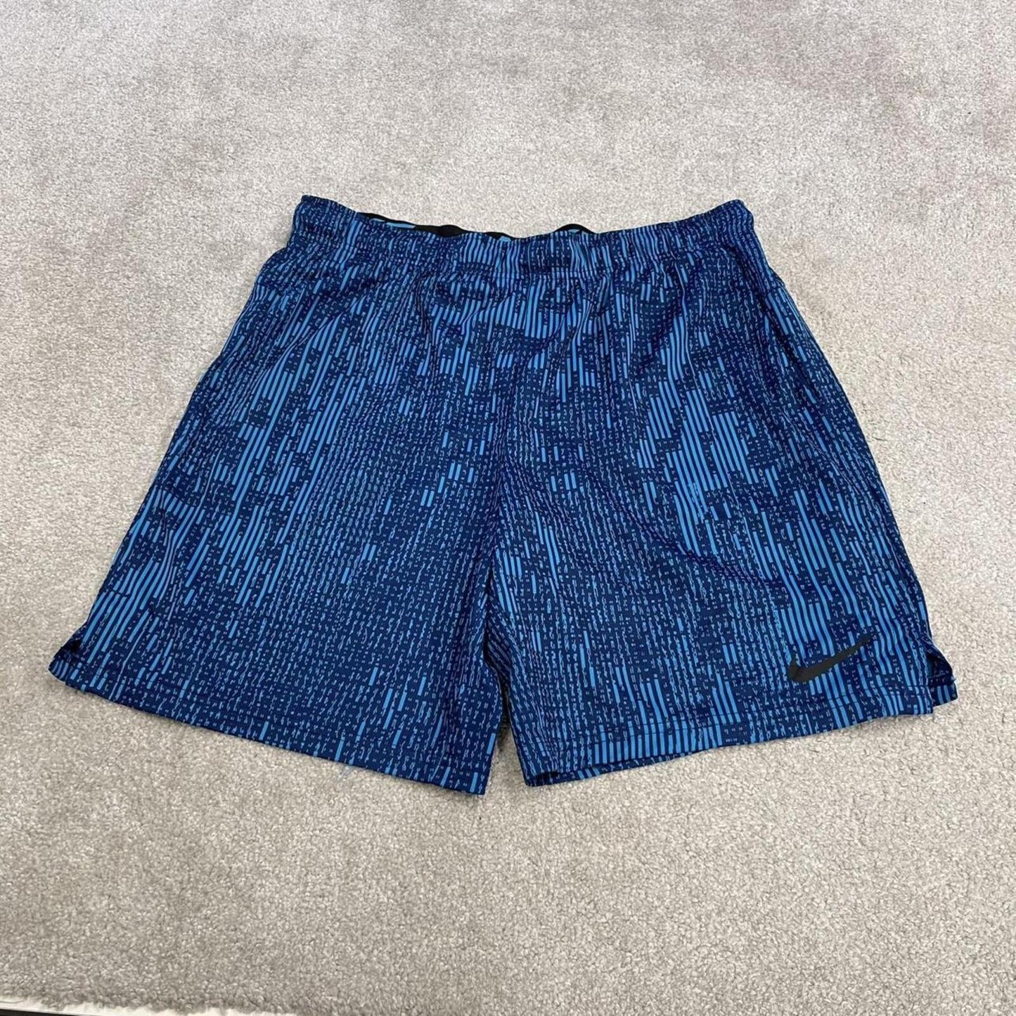 Nike sports shorts y2k patterned blue Basketball style comfy floaty summer gym shorts