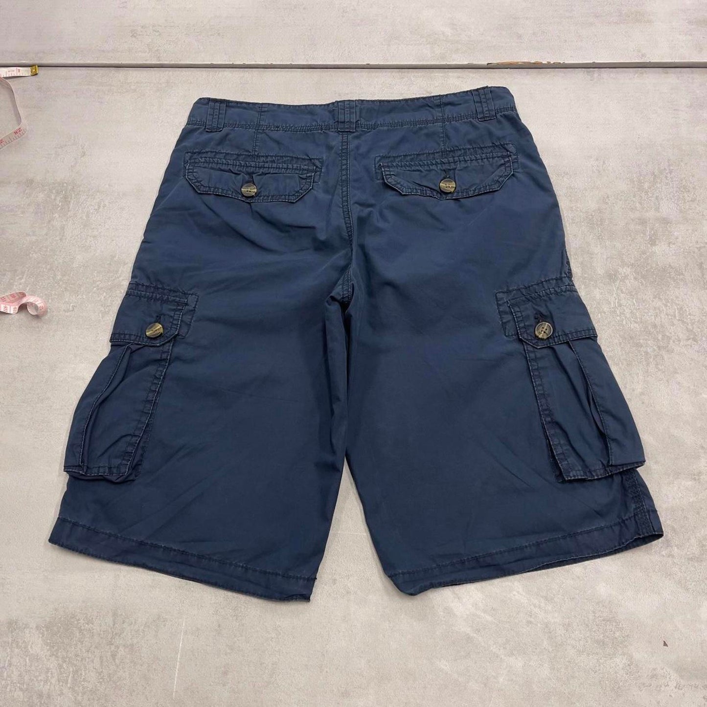 Tommy Hilfiger cargo shorts W30