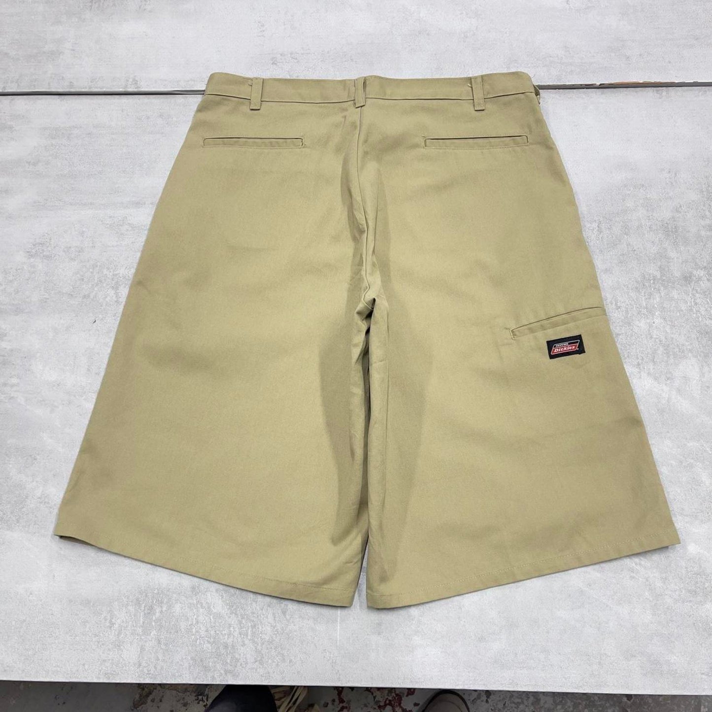 Baggy Dickies carpenter shorts W36