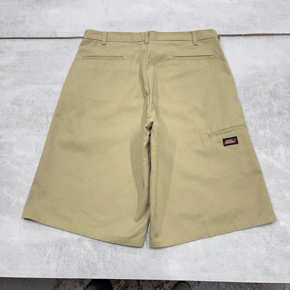 Baggy Dickies carpenter shorts W36