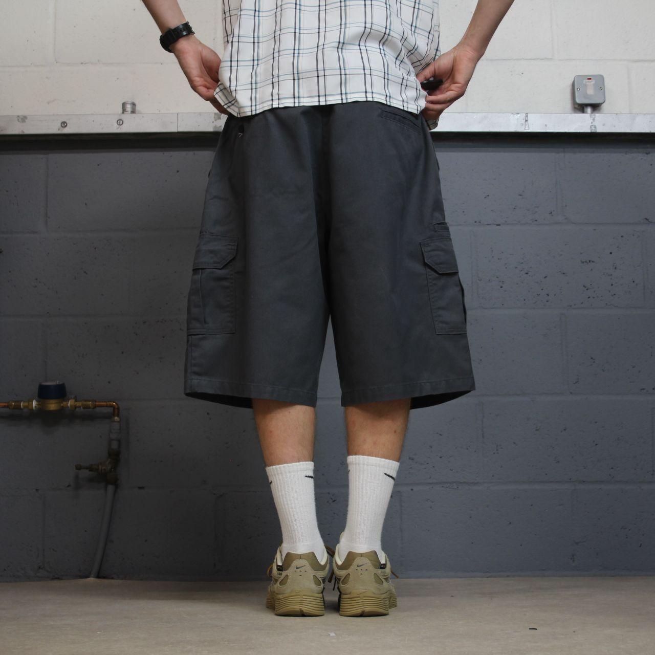 Dickies extra baggy cargo shorts chino grey Skater / surf style shorts long wide leg festival