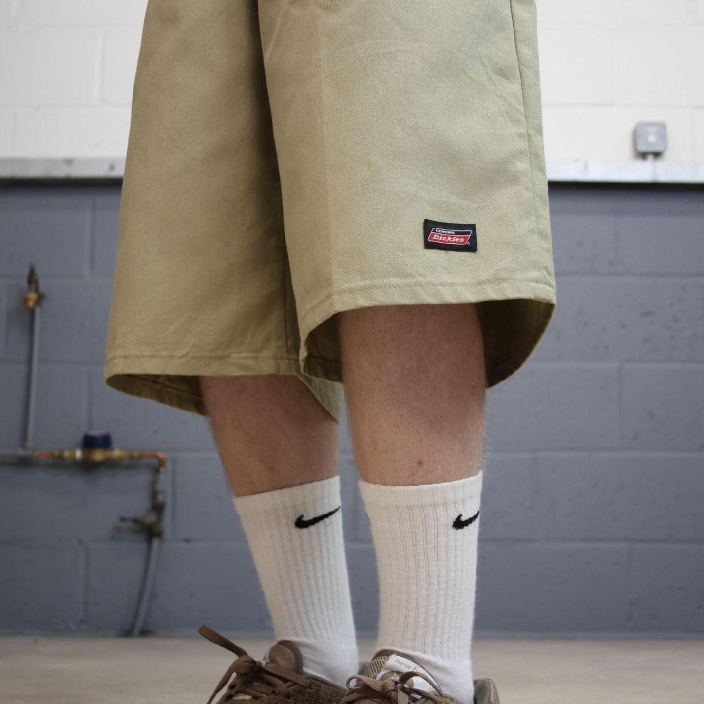 Dickies baggy Y2k W36 carpenter shorts khaki Twill style chino skater shorts long wide leg festival