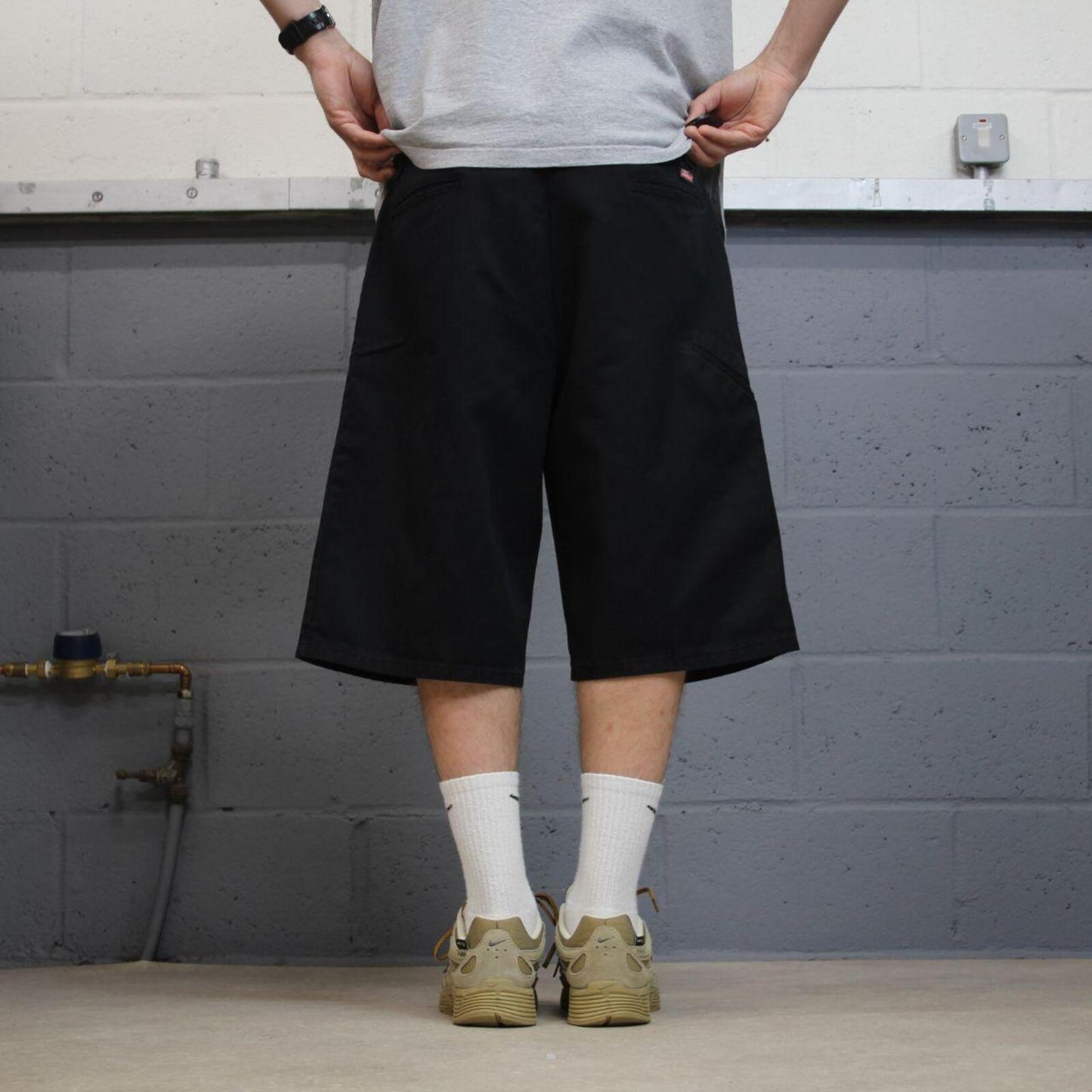 Dickies baggy carpenter shorts black Chino style skater shorts long wide leg festival