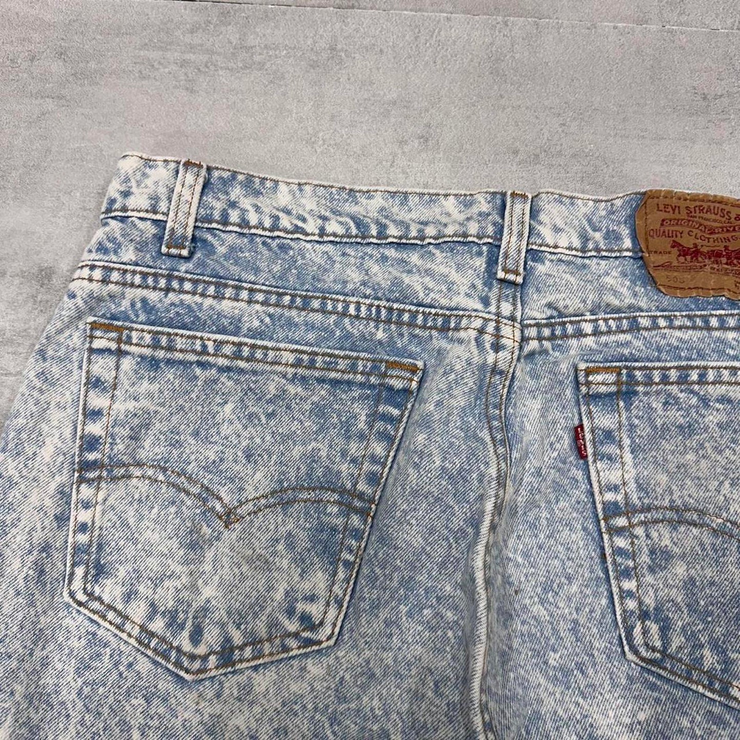 Mens Levi’s 505 jorts W34