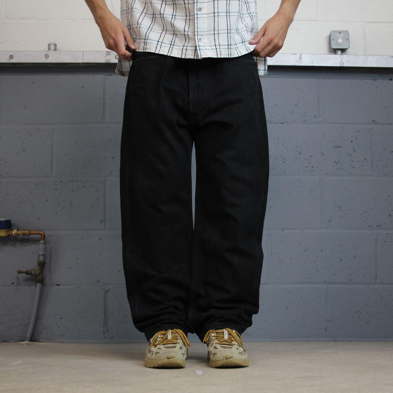 Black Levi’s 505 jeans y2k W40L30 Levi’s straight leg 505 red tab logo pants