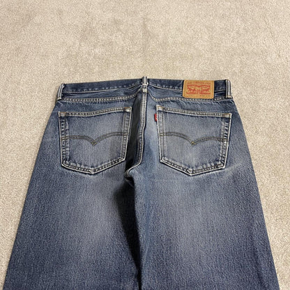Y2K Levi’s 505 jeans W36L30 blue 100% cotton straight fit 5 pocket belt loops red tab logo