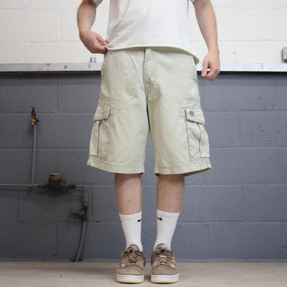 Mens baggy Levis cargo shorts W34