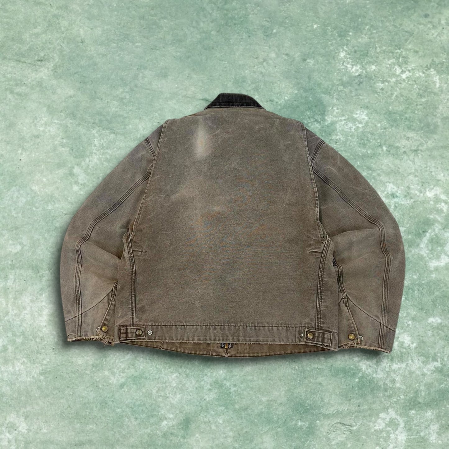 Vintage Carhartt Detroit jacket brown technical boxy cropped fit chore coat checkered blanket lining