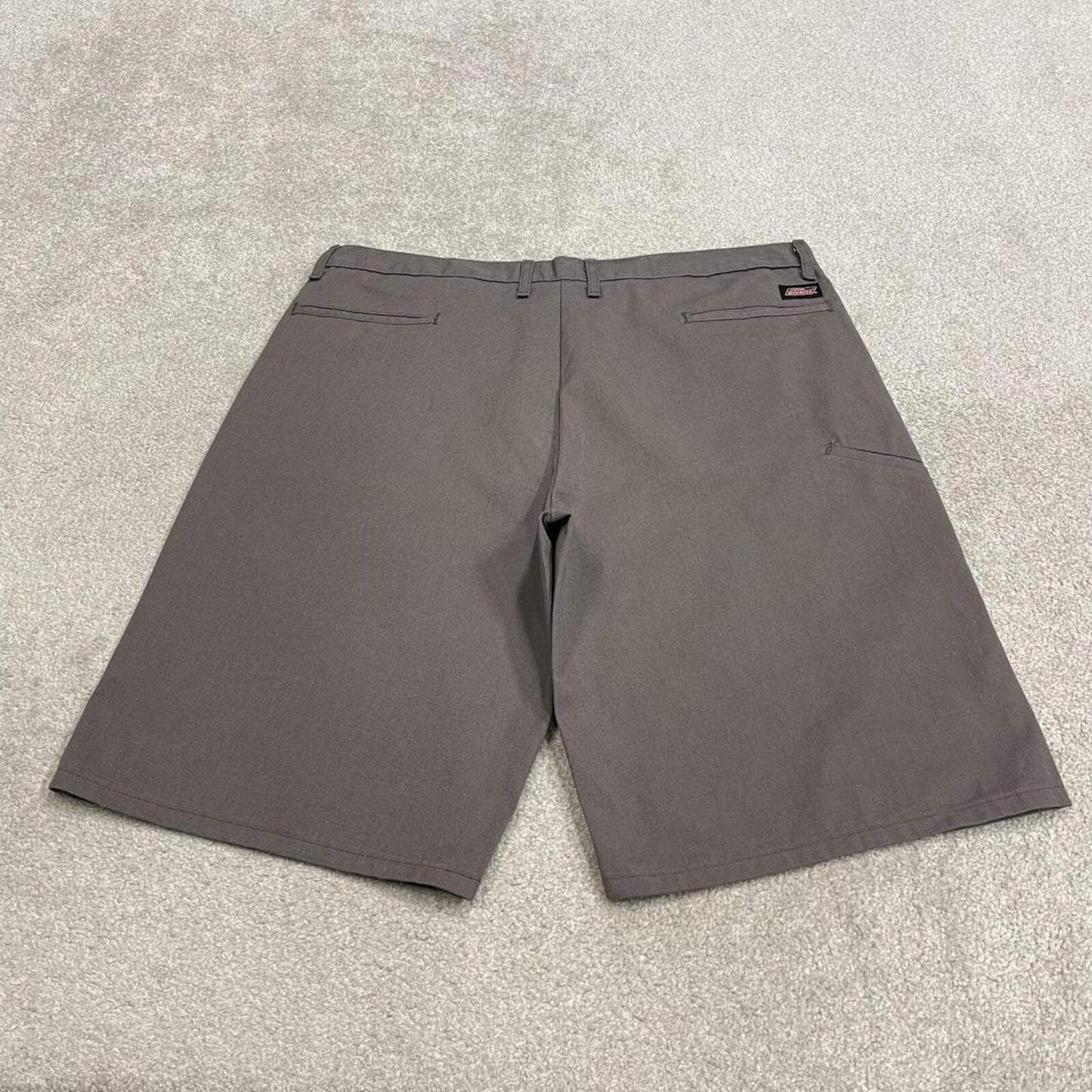 Dickies baggy carpenter shorts grey Chino style skater shorts long wode leg festival