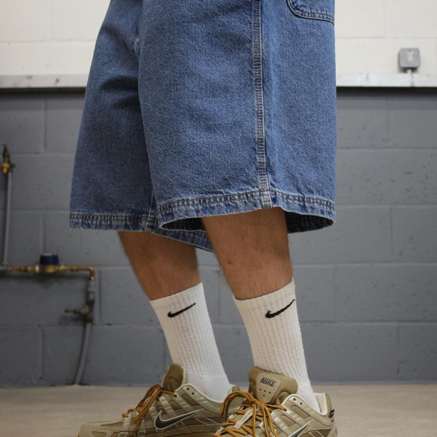 Baggy denim cargo shorts carpenter blue Rugged Wear skater style summer festival jorts