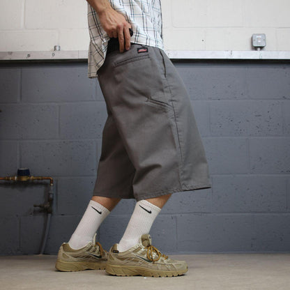 Dickies long baggy shorts W42 grey carpenter Long chino skater style utility workwear belt loops