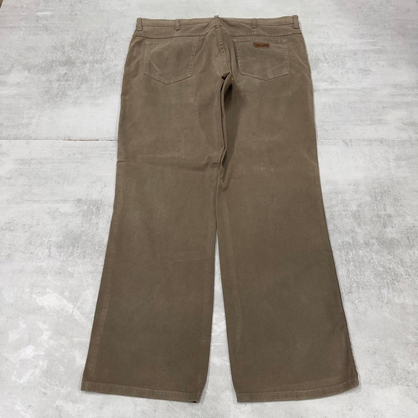 Vintage Khaki Wrangler jeans W40 L31 Loose stretch skate style trousers