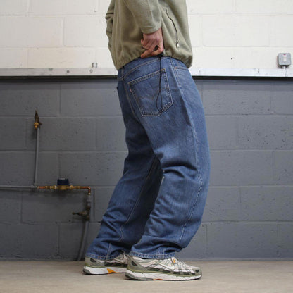Vintage y2k Levis 550 jeans blue Casual style 5 pocket 100% cotton denim pants