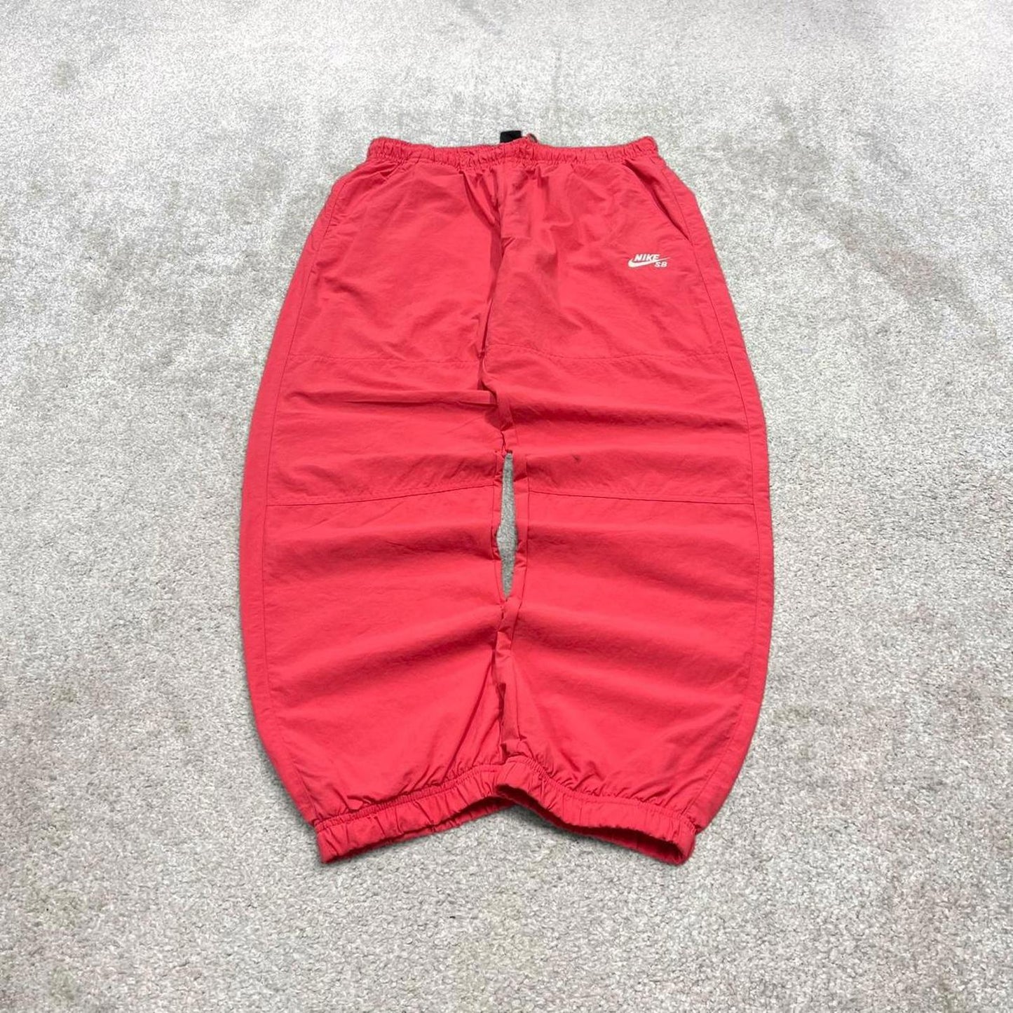 Vintage y2k loose Nike tracksuit bottoms pink Loose floaty leg embroidered drawstring track pants