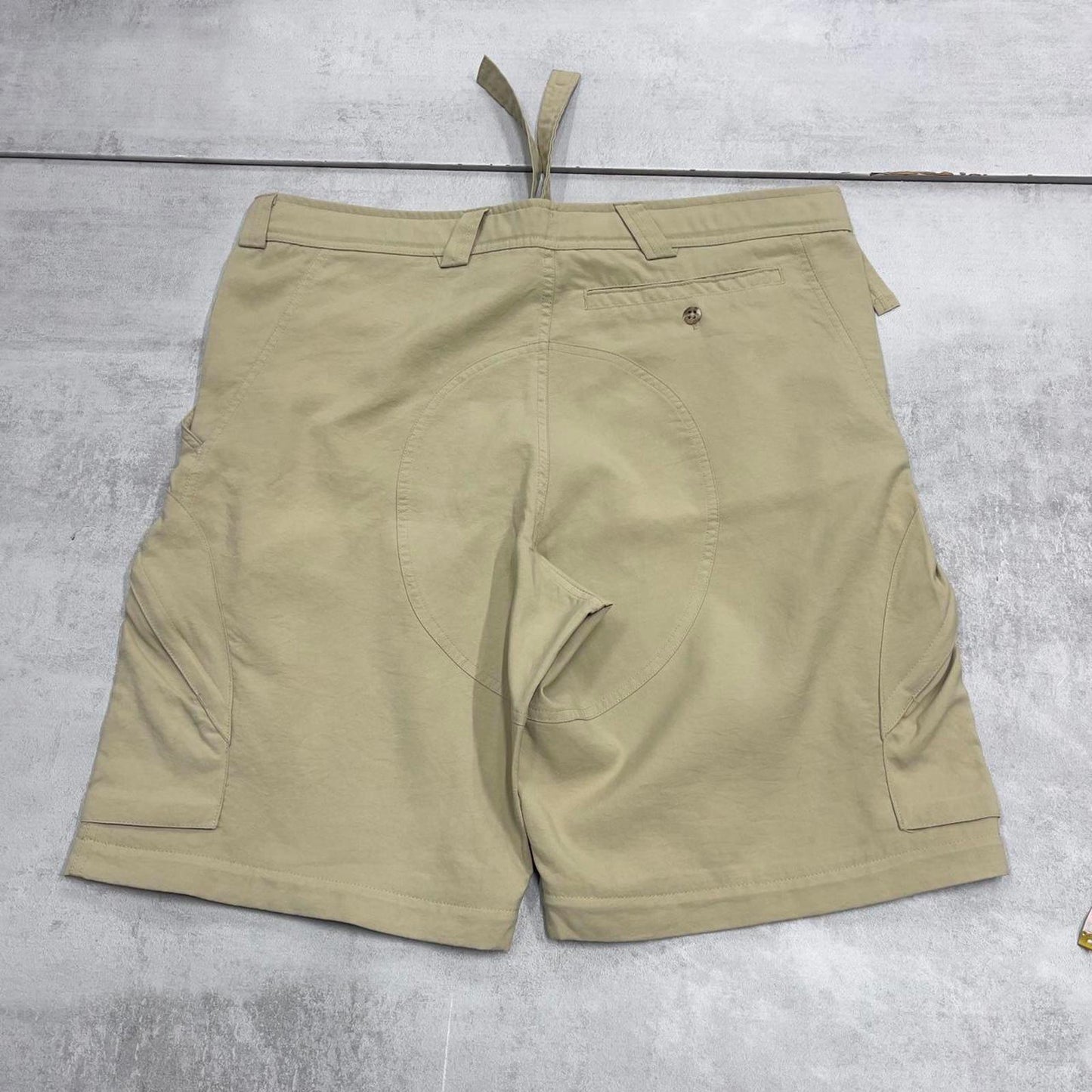 Nike ACG cargo shorts M (W38)