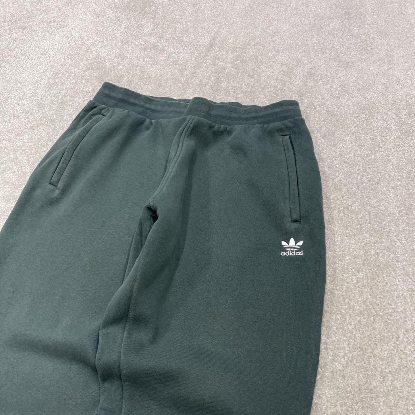 Adidas sweatpants green cuffed joggers Slim sporty embroidered tracksuit bottoms