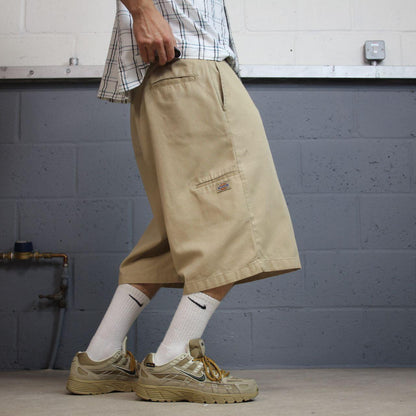 Dickies long baggy shorts W42 khaki carpenter Long chino skater style utility workwear
