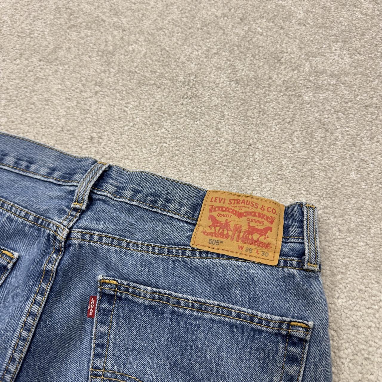 Levi’s 505 jeans Y2K blue denim Levi’s straight leg 2000s style pants red tab logo