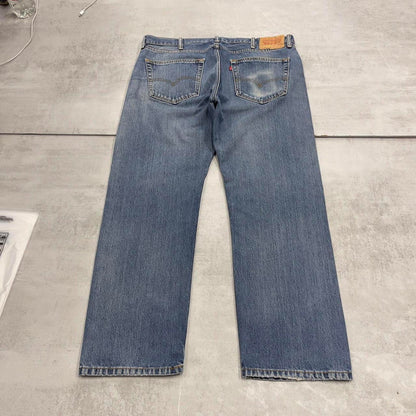 Blue Levi's 505 jeans W38L30 loose denim jeans red tab logo
