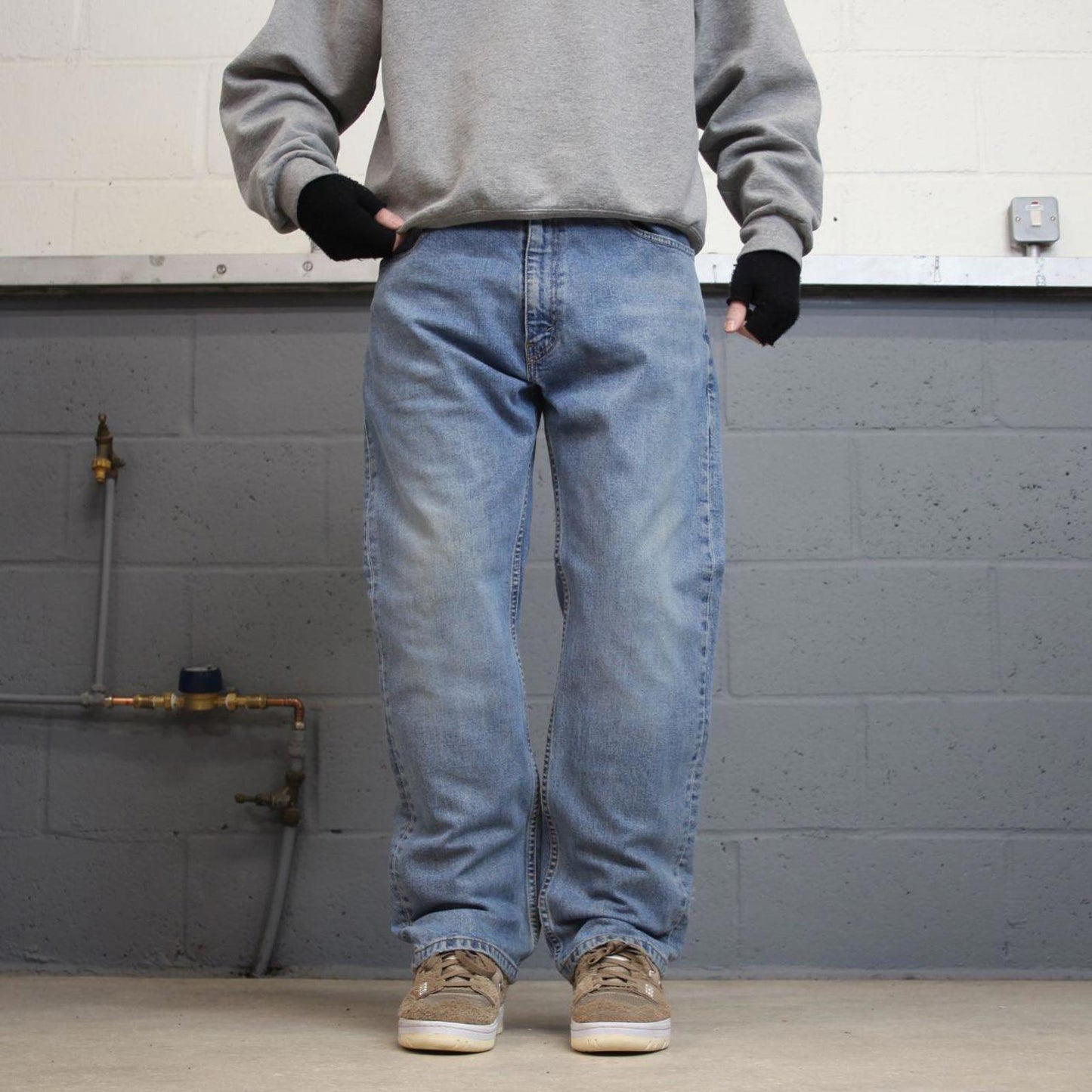 Blue Levis 505 jeans W36L29 straight leg y2k style pants red tab logo