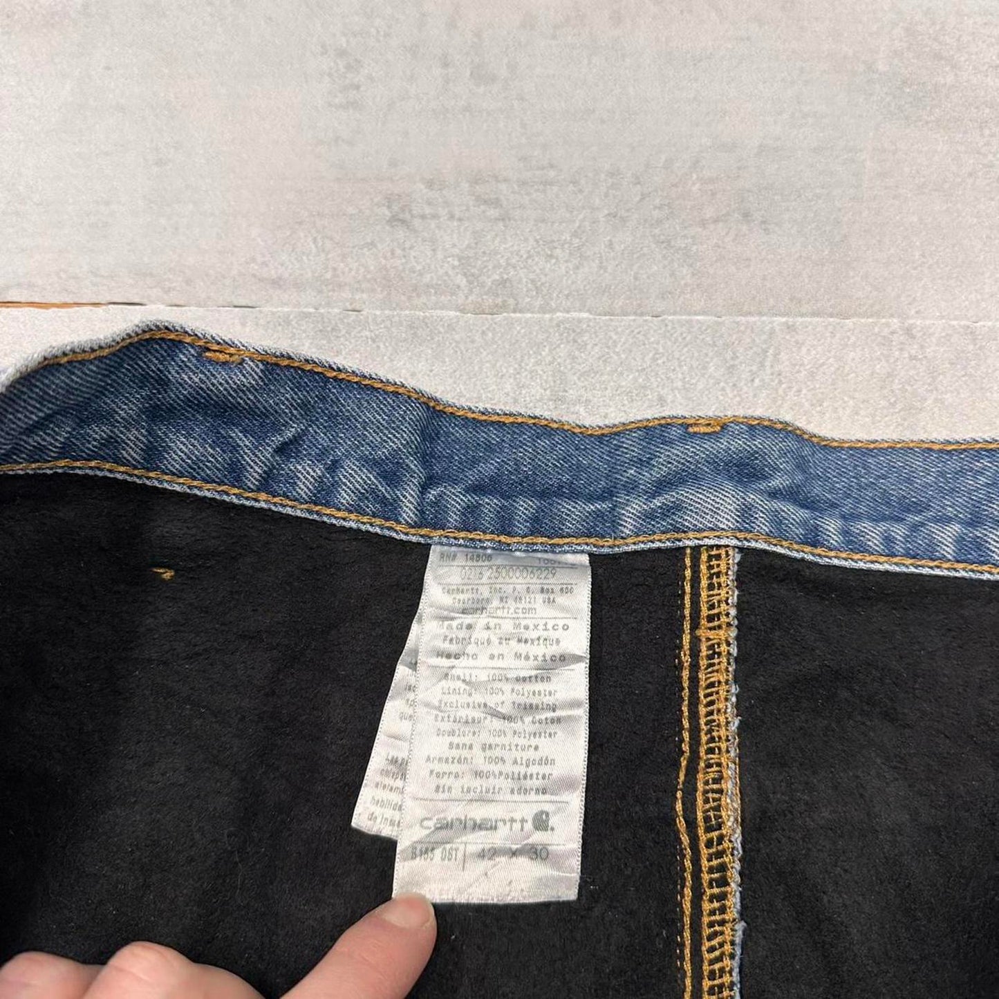 Mens Carhartt jeans W42 L30 Loose Blue fleece lined denim skate jeans patch logo