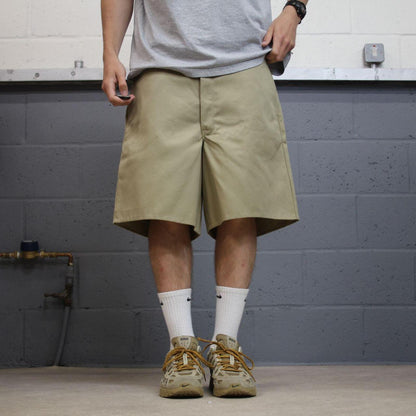 Dickies baggy carpenter shorts khaki Loose twill chino style skate shorts